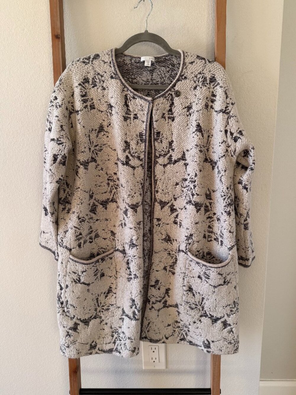 J.Jill Petite Floral Jacquard Long Cardigan Jacket Ivory Gray – MP
